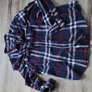 Flannel wore in